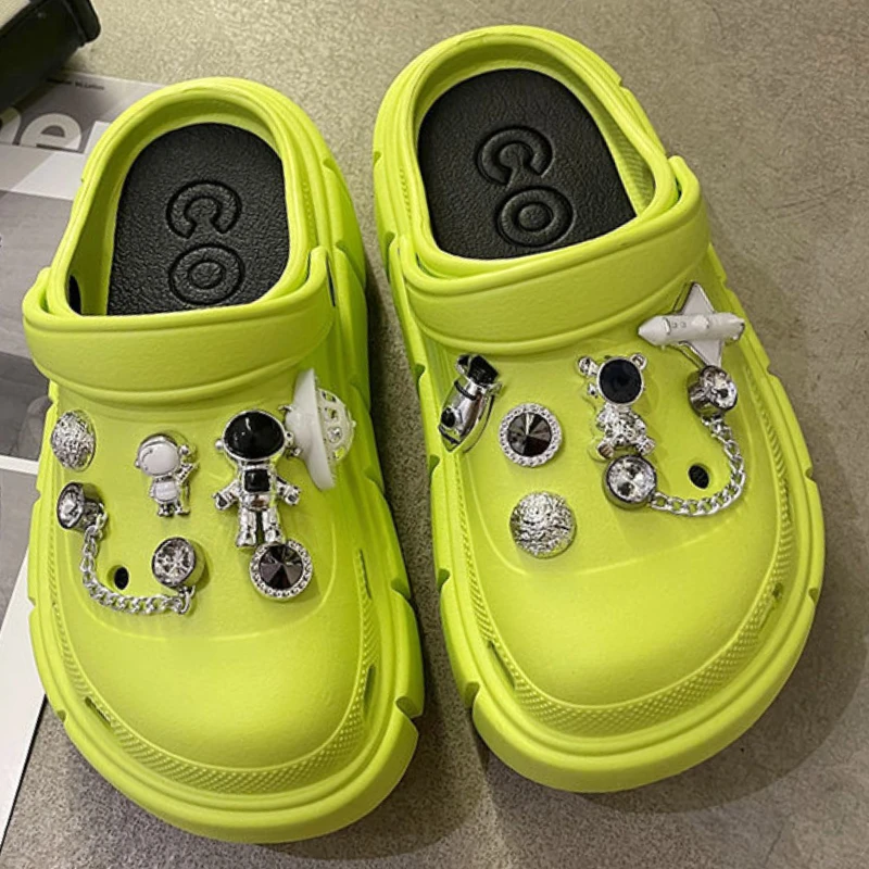 

Alien Space Astronauts Decor Vented Clogs 6.5 CM Platform Slides Women Shoes Outdoor Beach Sandals Summer for Girls Slippers
