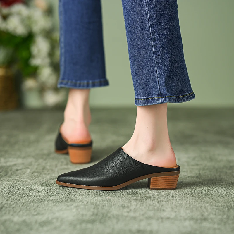 Женские босоножки без задника однотонные сандалии из натуральной кожи с острым