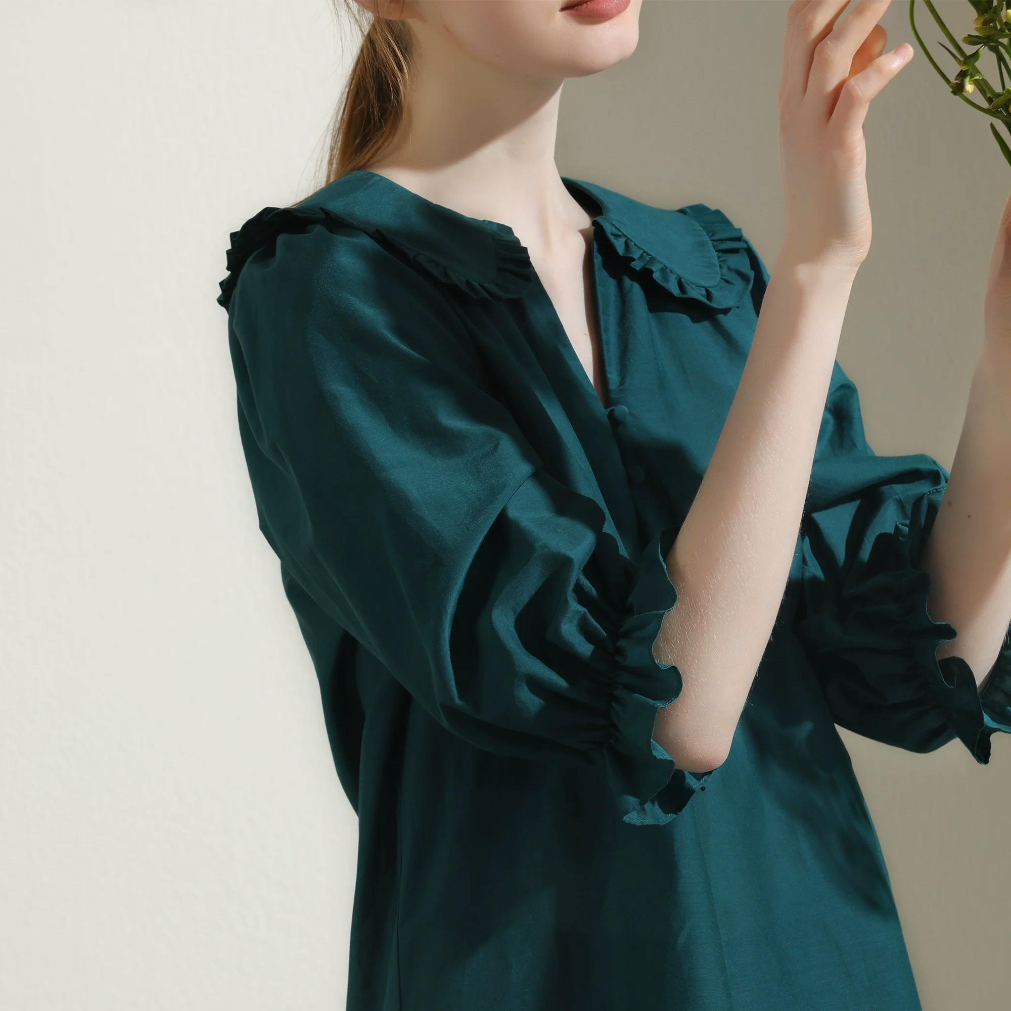 BirdTree элегантная рубашка из натурального шелка 30% женская с воротником Питер Пэн