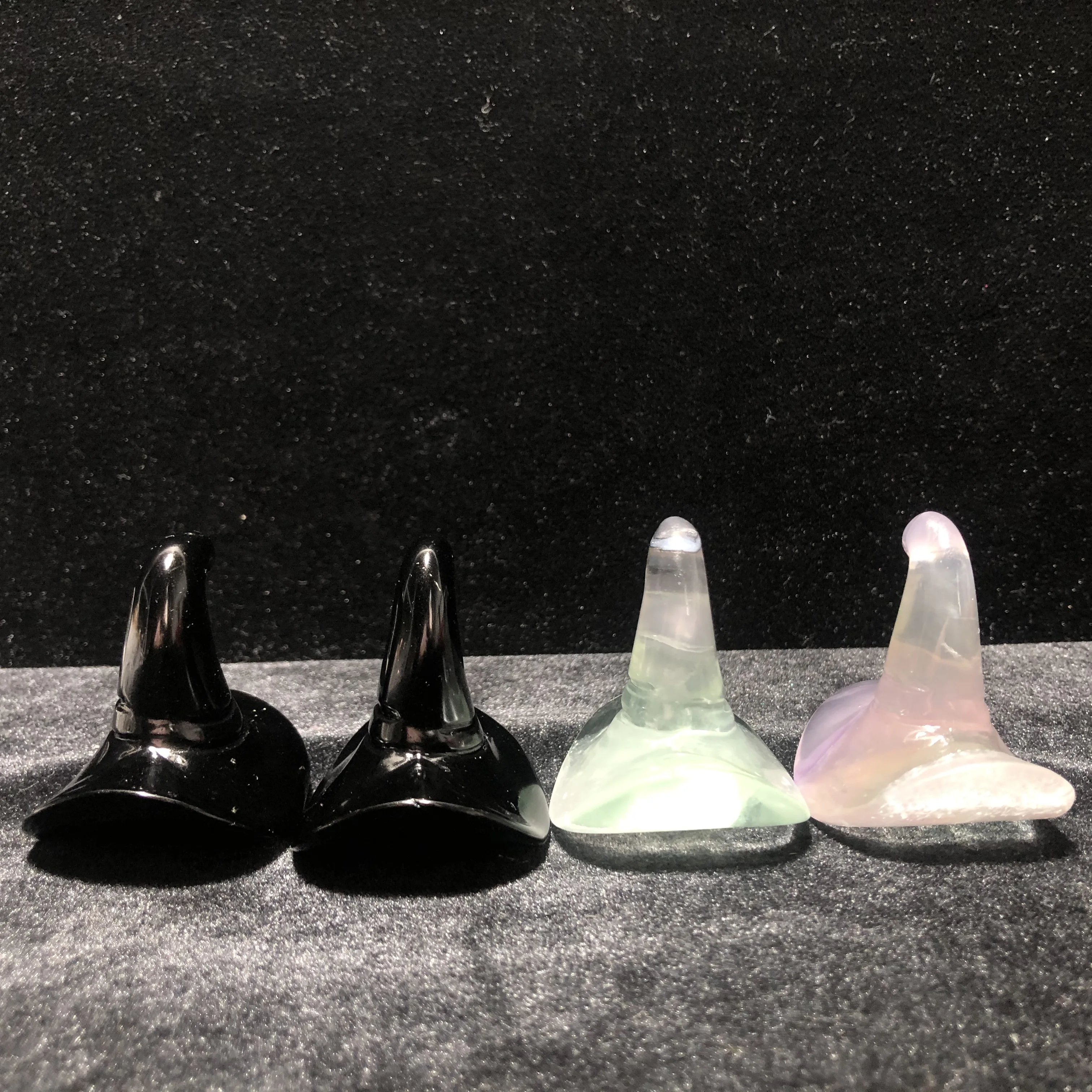 

50-55mm Witch Hat Hand-polishd Feng Shui Reiki Healing Crystals Quartz Mineral Home Decoration Handicraft Stone Carvings