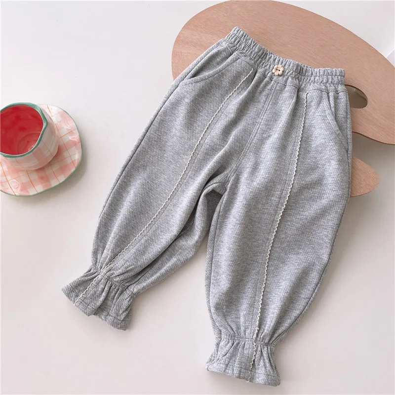 

Детская Корейская одежда, новые свободные Стильные Простые однотонные повседневные свободные штаны для девочек, стильные брюки, детские весенние шаровары, повседневные