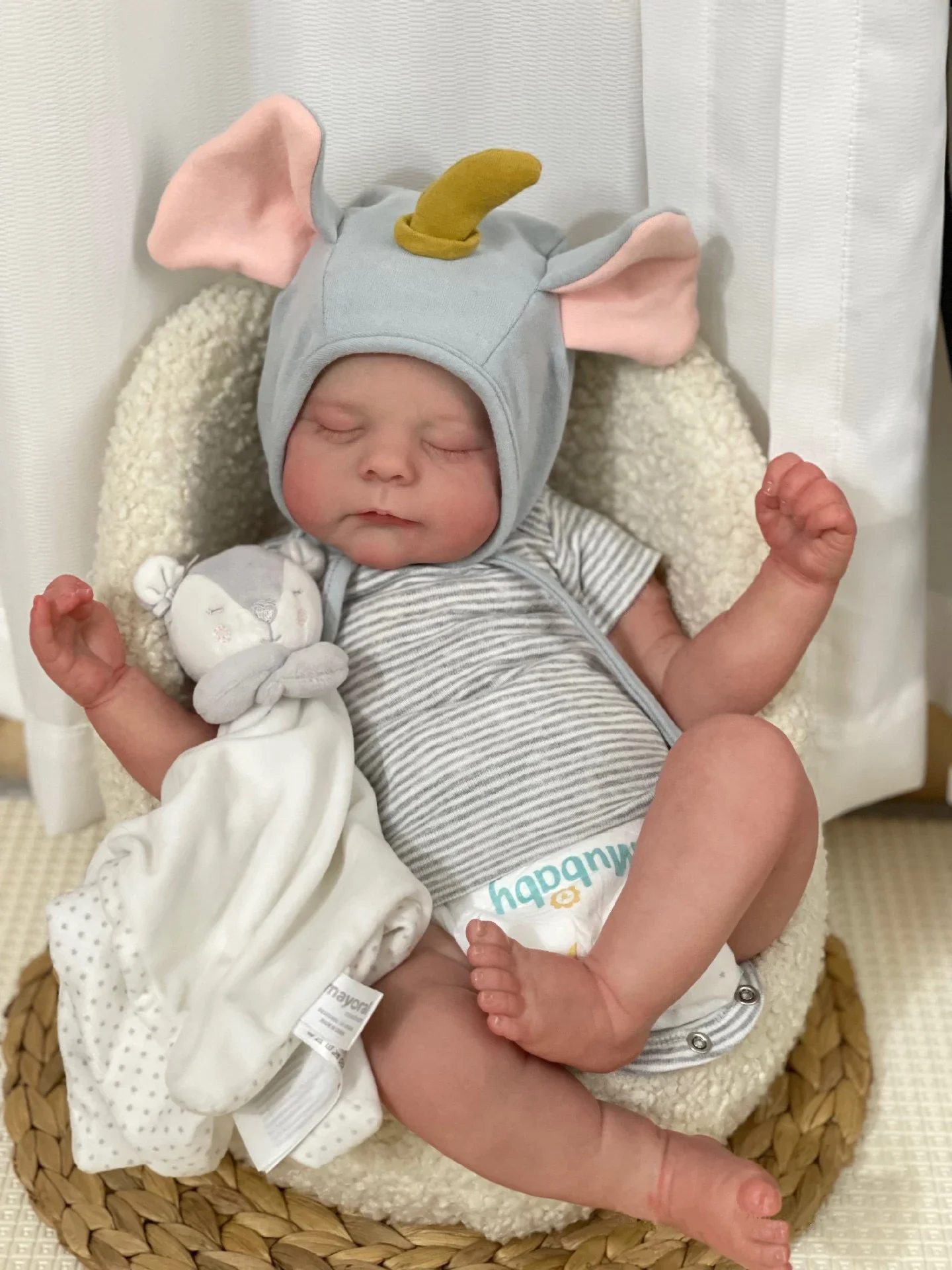 NPK 19 дюймов готовая уже окрашенная Кукла реборн ручной работы Erica мягкая ткань