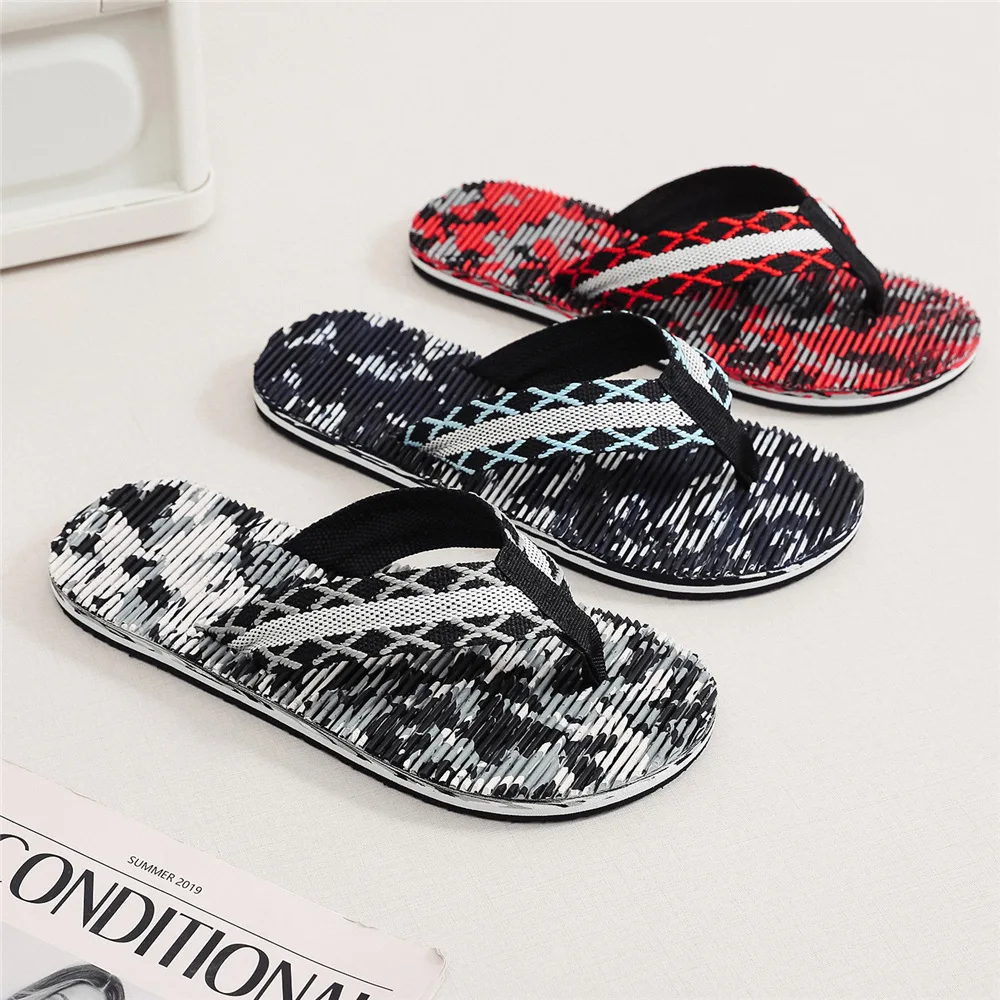 

Summer Slippers Men Flip Flops Beach Sandals Non-slip Casual Flat Shoes Slippers Indoor House Shoes Slides Zapatillas Hombre