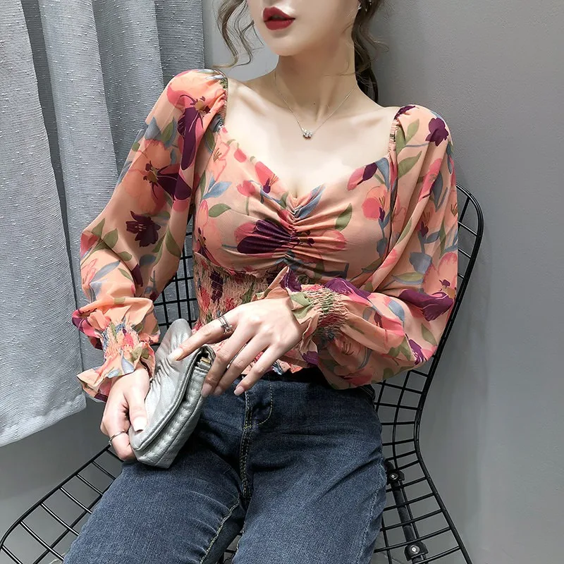 

Women Crop Tops Floral Puff Sleeve Blouse Square Collar Printed Chiffon Shirts Top Clothers [Ready Stock]