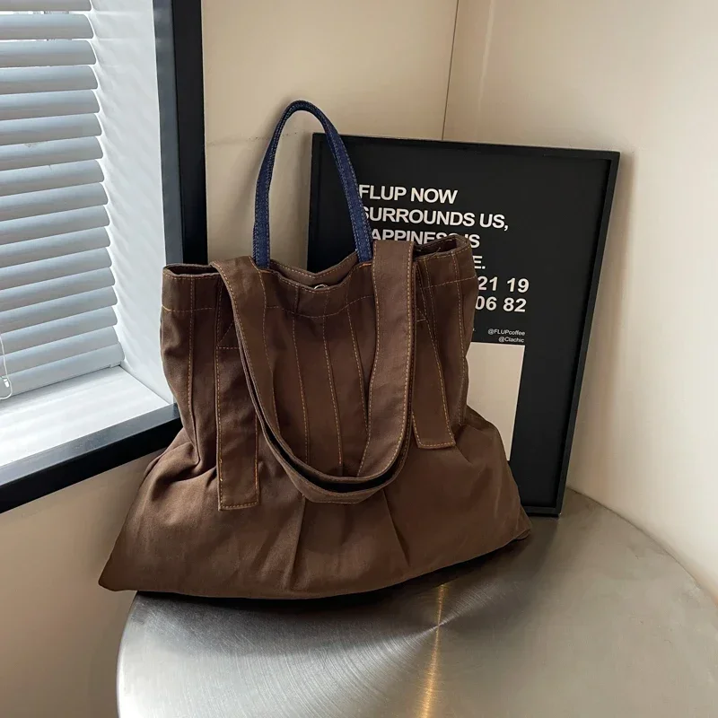 Повседневные сумки на плечо большой вместимости с магнитной пряжкой швейные