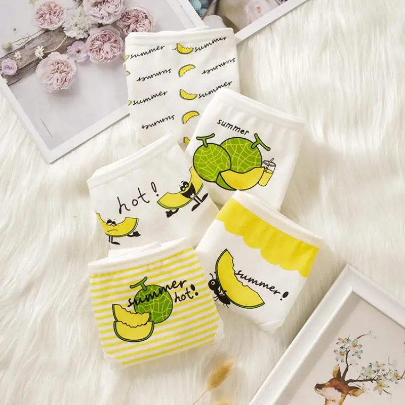 

Cotton Women Panties Cute Fruit Girls Underpants Mid Rise Underwear Soft Comfortable Female Lingerie Thin Breathable Briefs