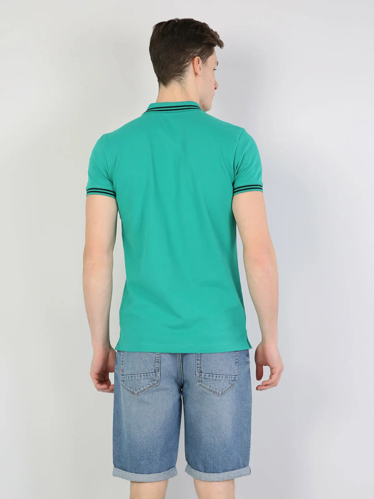 Мужские облегающие зеленые футболки поло с коротким рукавом Colins для мужчин