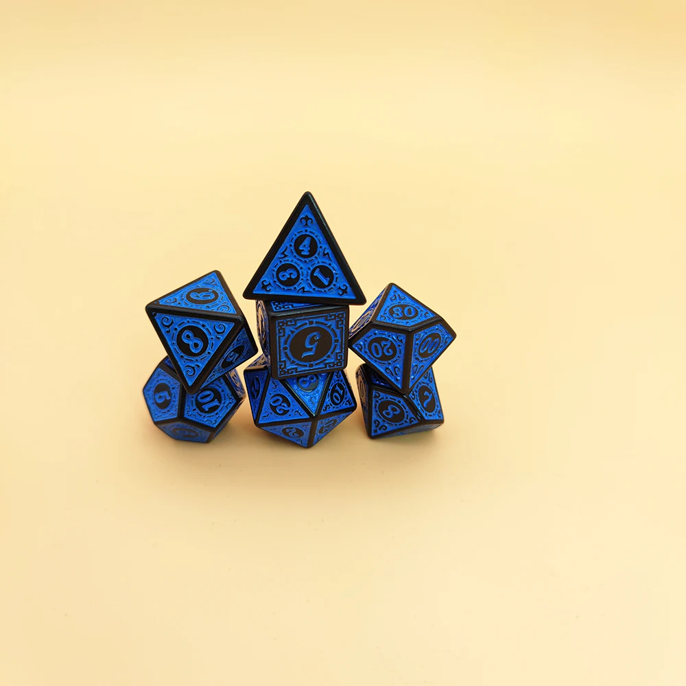 

New Blue Polyhedral 7-Die Carved Pattern Dice Set of Table Game D4 D6 D8 D10 D% D12 D20 for RPG DND