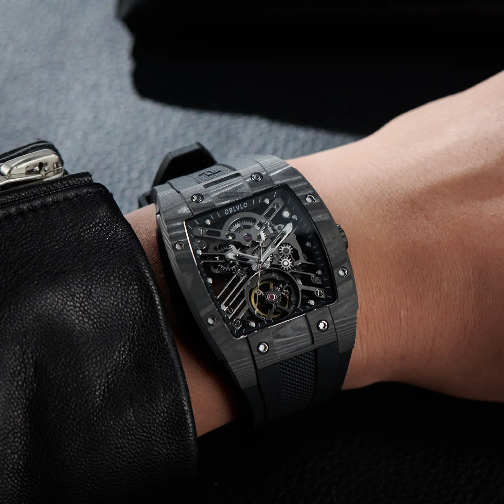 

OBLVLO Original Black Men Automatic Mechanical Watch Sport Skeleton Luminous Wine Barrel Carbon Fiber Case Rubber Strap EM-ST