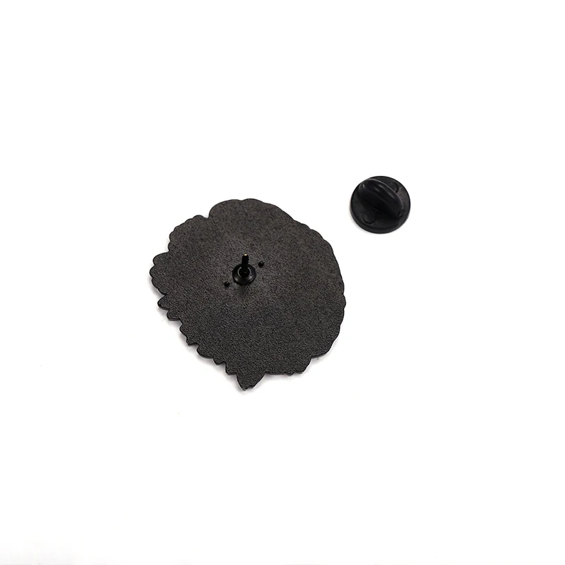 Значок на лацкан в стиле аниме рассекающий демонов |