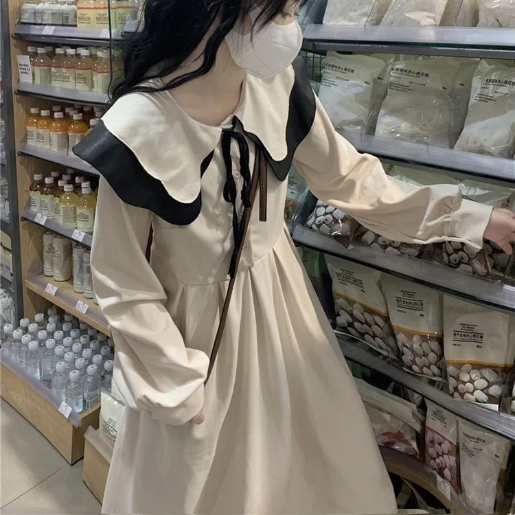 Женское платье в стиле Харадзюку свободное приталенное с круглым воротником на