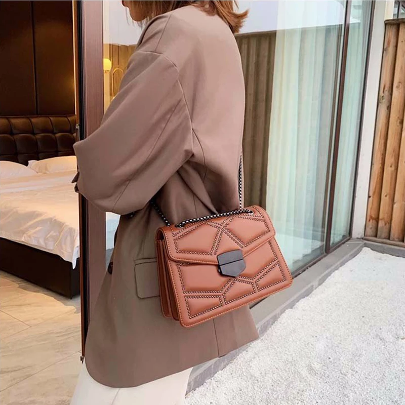 Women's Retro Rivet Chain Small Crossbody Square Bags for Women Shoulder Messenger Bag Luxury Handbag Sac сумка  الحقيبة женский