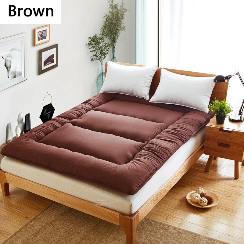 Толстый разноцветный матрас для студенческого общежития однотонный теплый