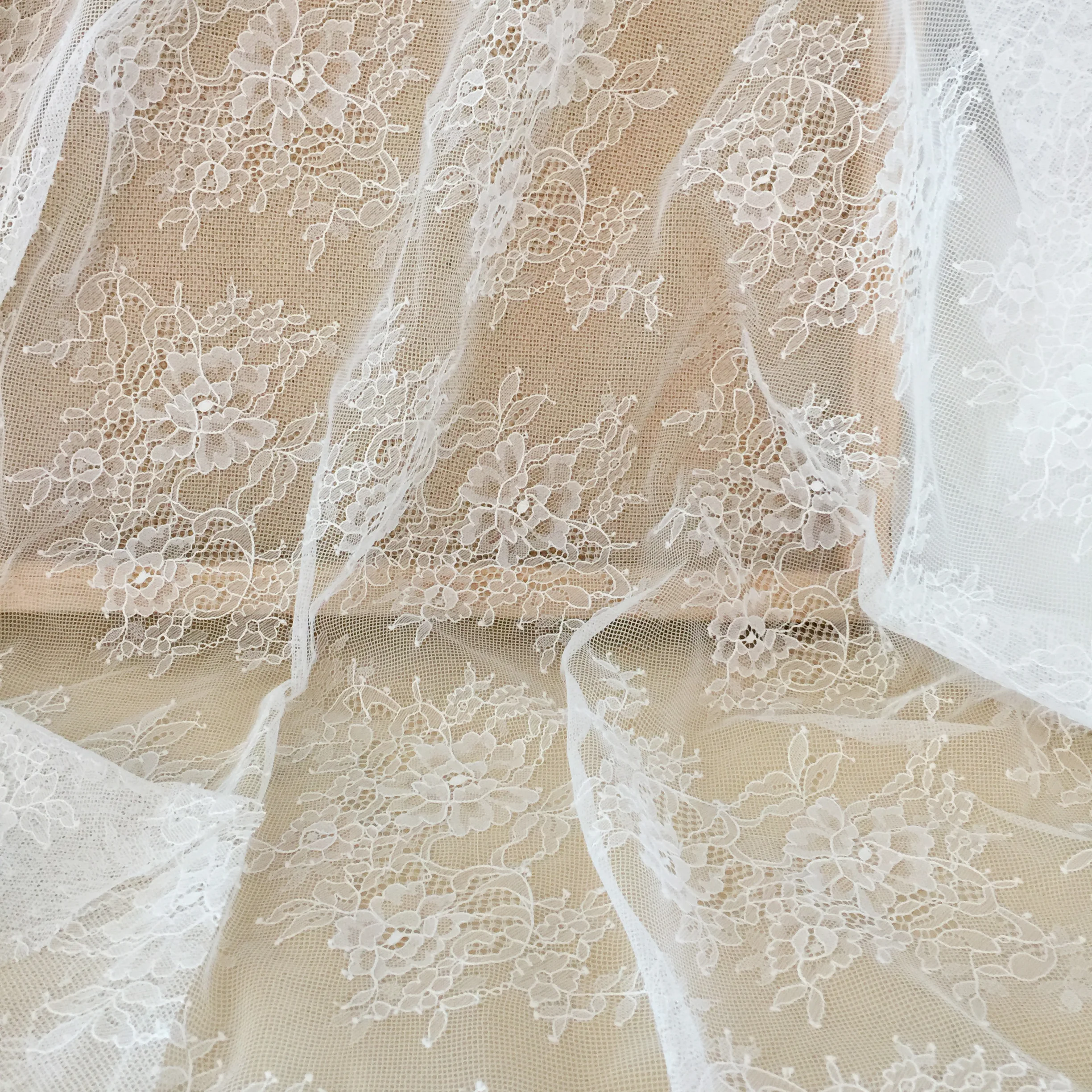 Кружево Шантильи традиционная Свадебная кружевная ткань Белый/цвет слоновой