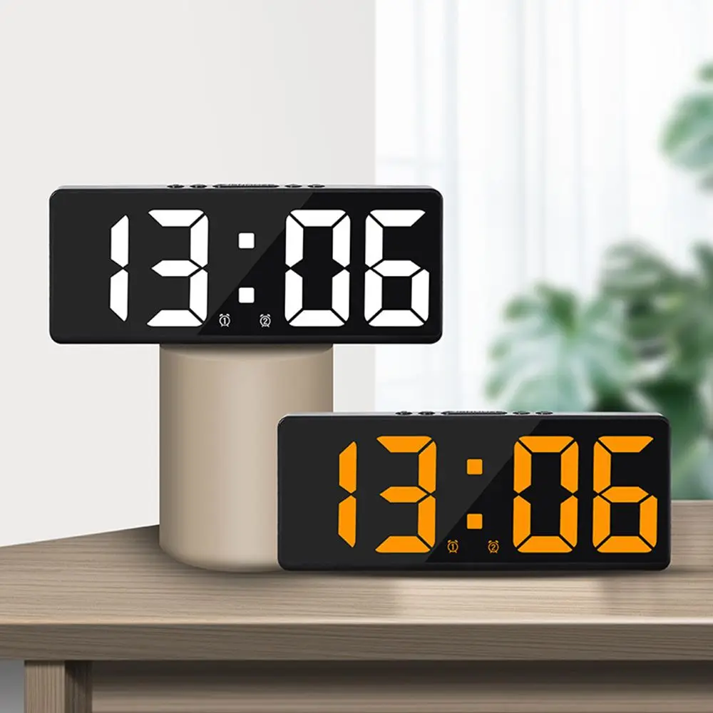

Digital Alarm Clock Voice Control Teperature Snooze Night Mode Desktop Table Clock 12/24H Anti-disturb Funtion LED Clocks Watch