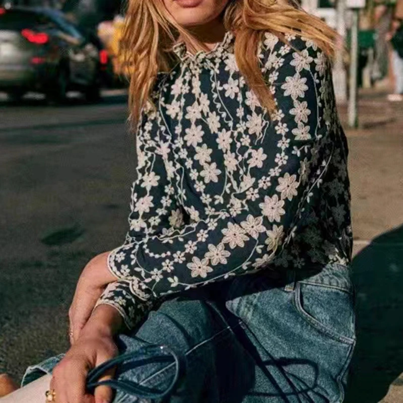 

New Vintage Lace Floral Cotton Embroidered Petals Stand-up Collar Long-sleeved Ladies Shirt