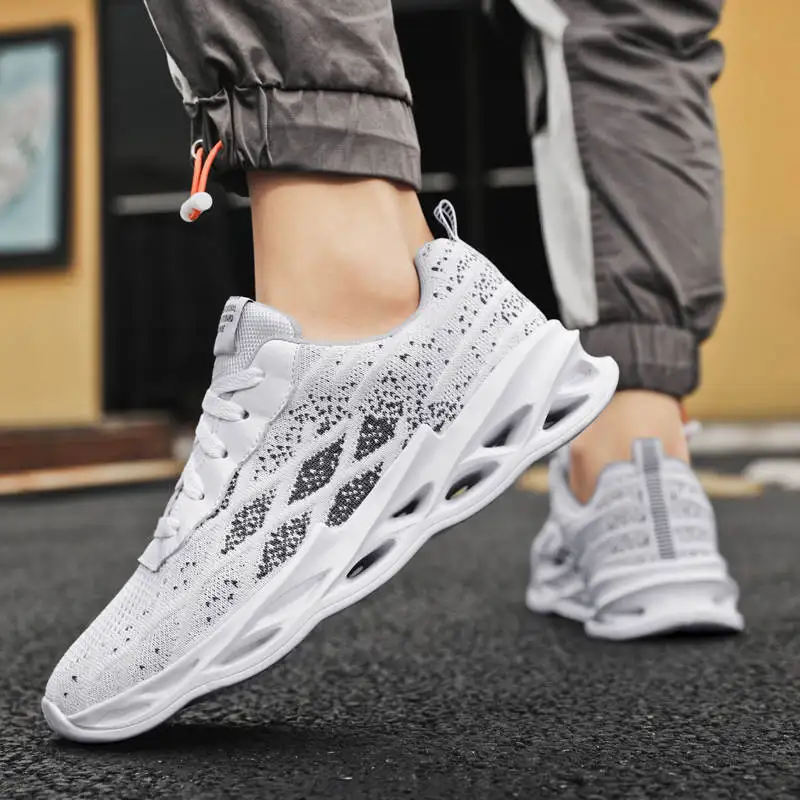 

Черные кроссовки Sunmer, дизайнерские Роскошные 2022 кроссовки, мужская спортивная красивая женская спортивная обувь, повседневная теннисная о...