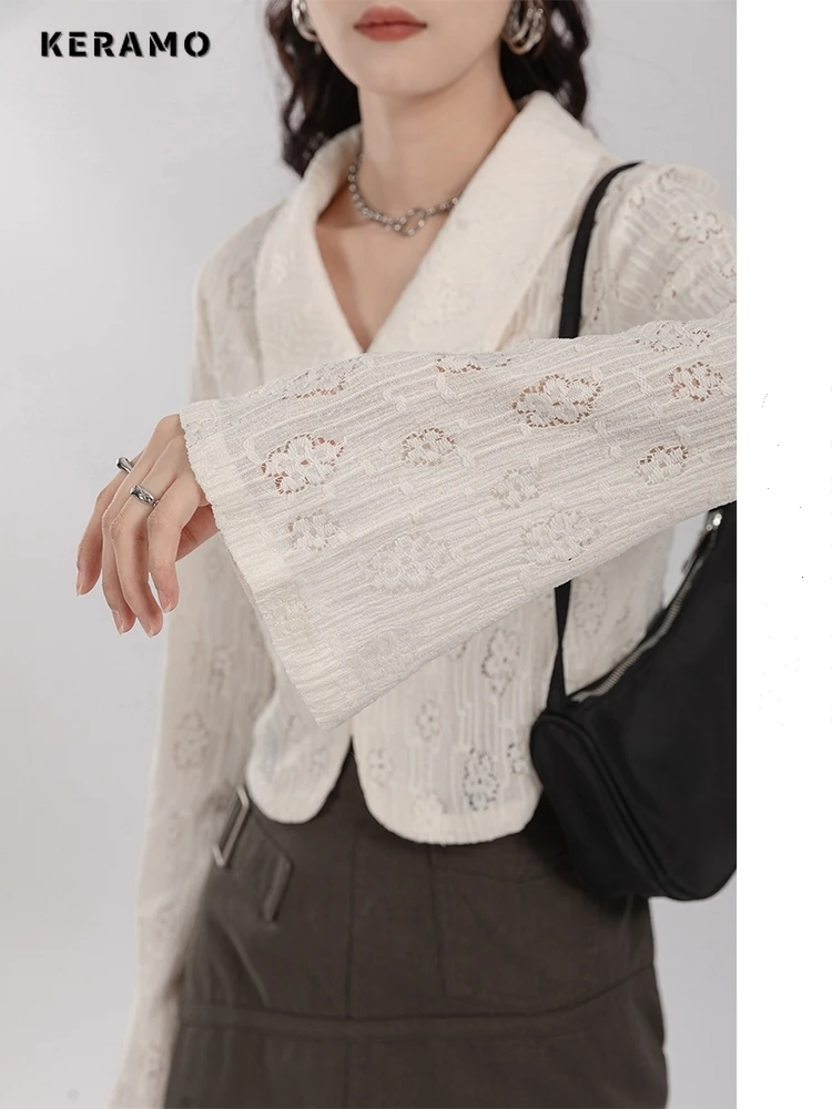 

2023 Summer Vintage Casual Turn Down Collar Long Sleeve Floral T-shirts For Women Fashion Chiffon Loose Fit Hollow Out Tees Top