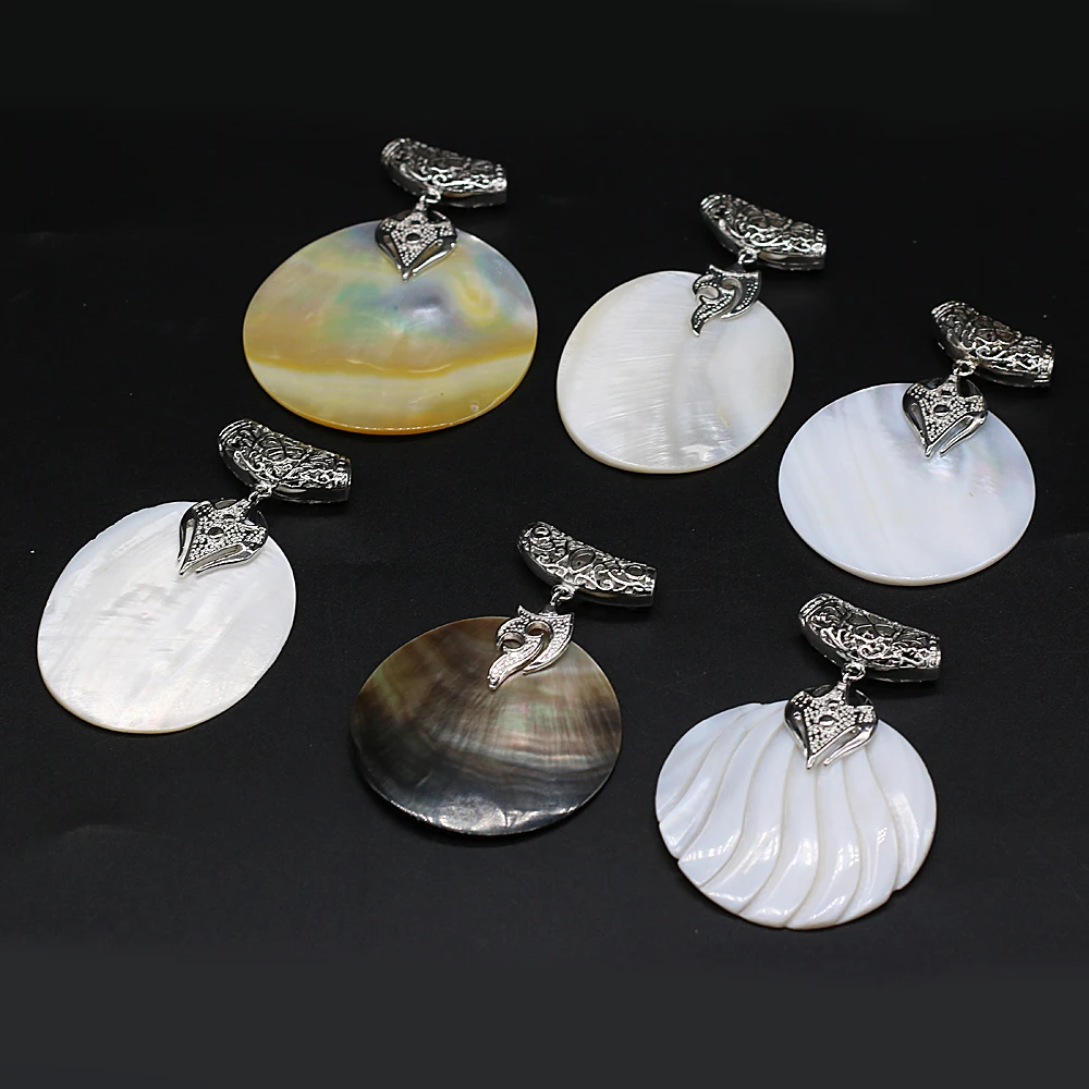 

Natural Freshwater Shells White Black Shell Round Pendant For Jewelry MakingDIY Necklace Earrings Accessories Charms Gift60x60mm