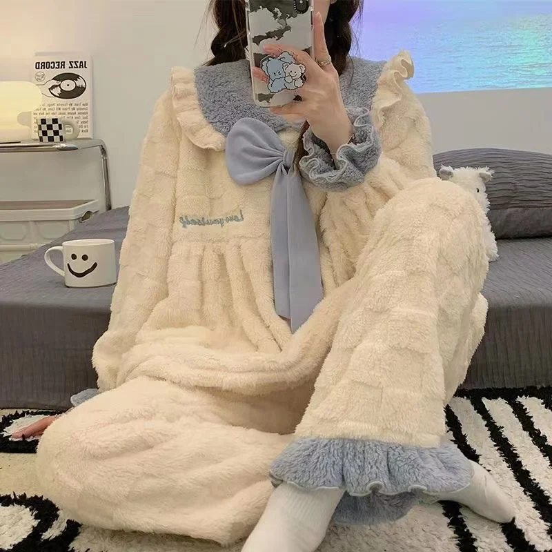 New Pajamas Sets Women Winter Thick Warm Coral Velvet  Pyjamas Sweet 2 Piece Set Loose Sleepwear Home Clothing Female