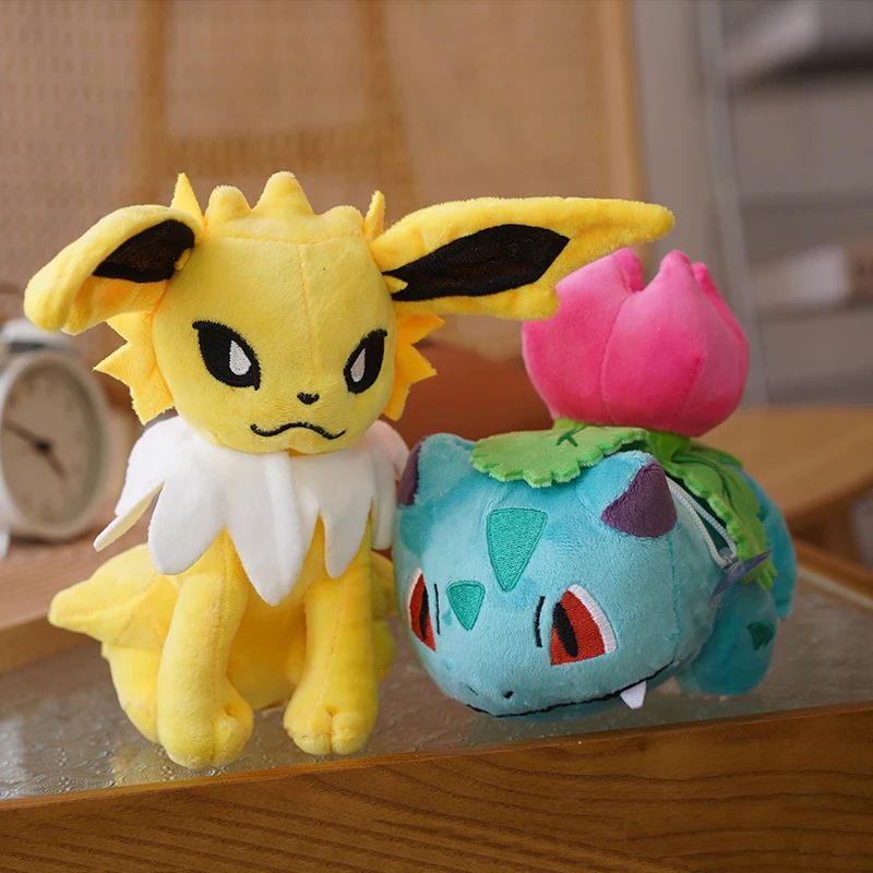 Фото Плюшевая игрушка 20 см, Покемон Эви, Пикачу, Raichu, Charizard, бластоз, Umbreon, джигглиффи, риолу, Mewtwo, Charmeleon, Gengar, сильвеон, плюшевая игрушка №3