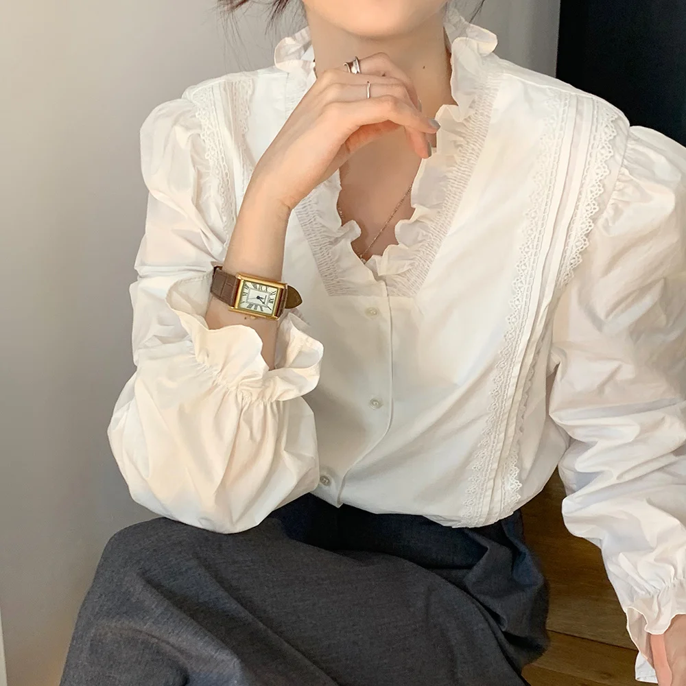 

Женские рубашки GASPARINE с V-образным вырезом и рукавами-фонариками, весна 2022, кружевные повседневные милые популярные свободные универсальные...