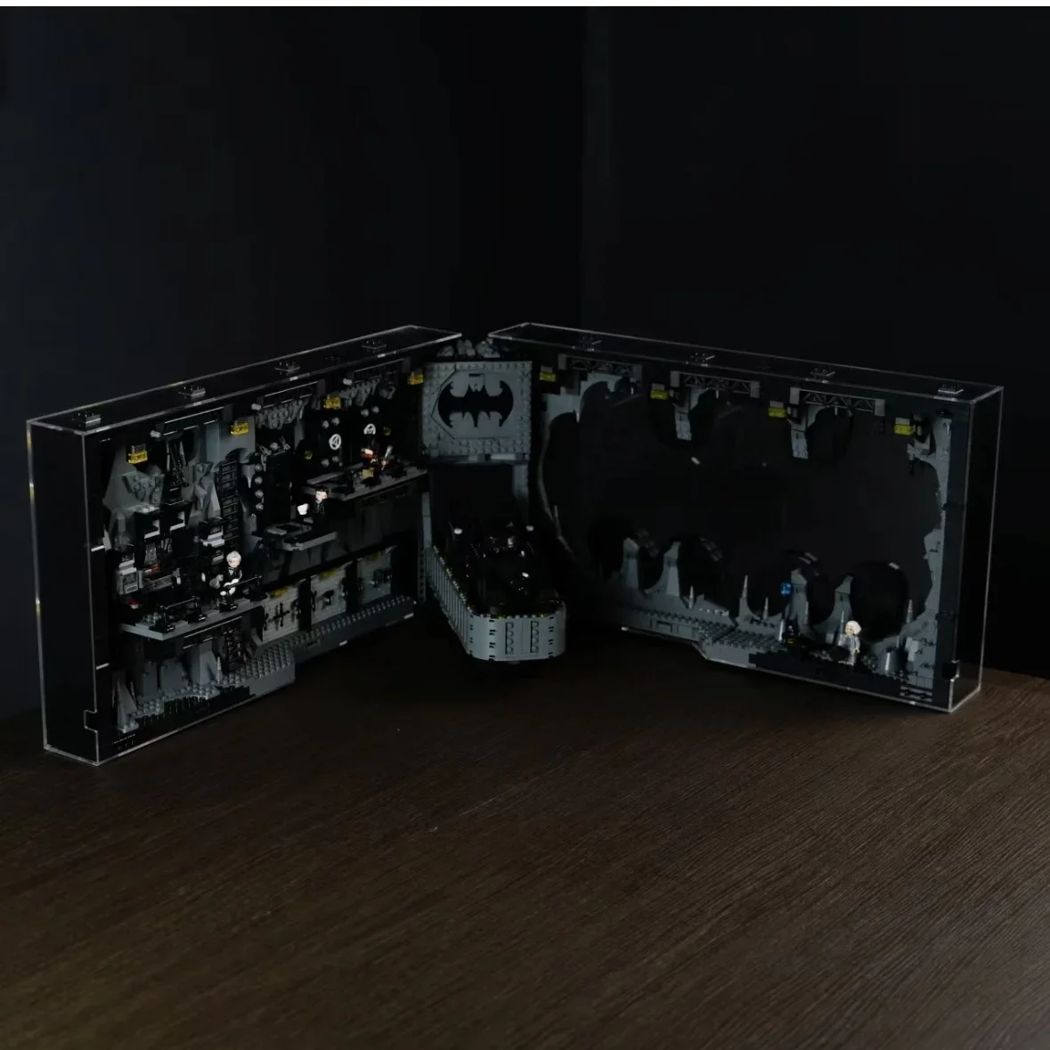 В НАЛИЧИИ 76252 Batcave Shadow Box классическая модель 1989 года строительные блоки кирпичи