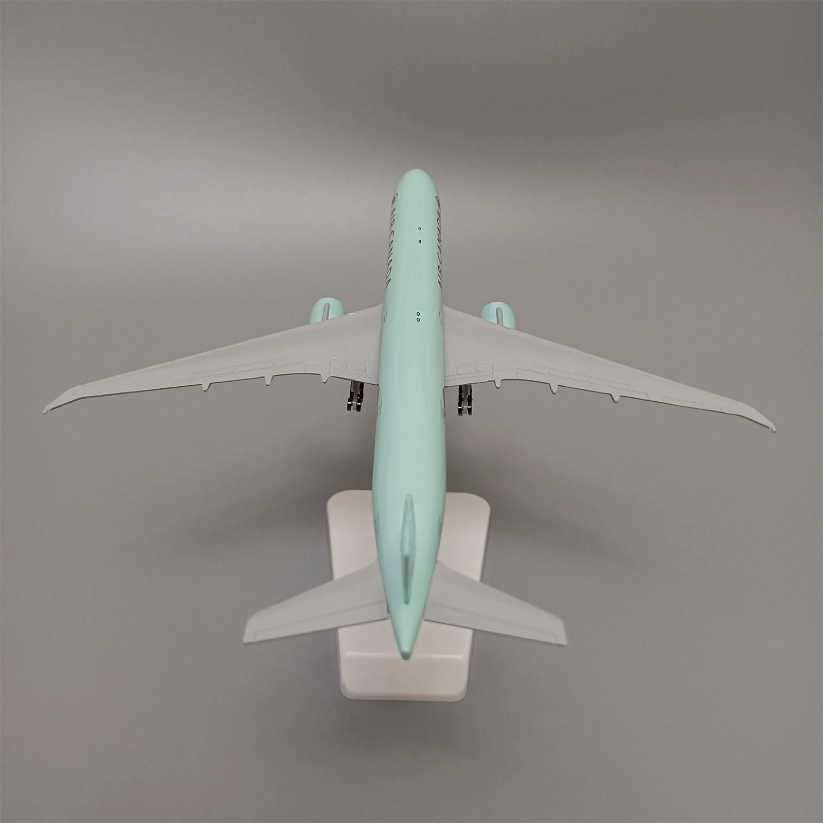 Модель самолета из металлического сплава 19 см авиакомпании Канада-авиалинии