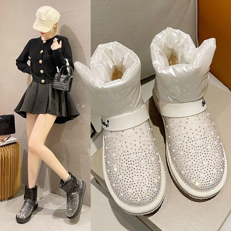 

LLUUMIU Snow Boots Women Warm Soft Ladies Rhinestone Bling Platform Fur Female Casual Cotton Shoes Winter Sweet Ankle Booties