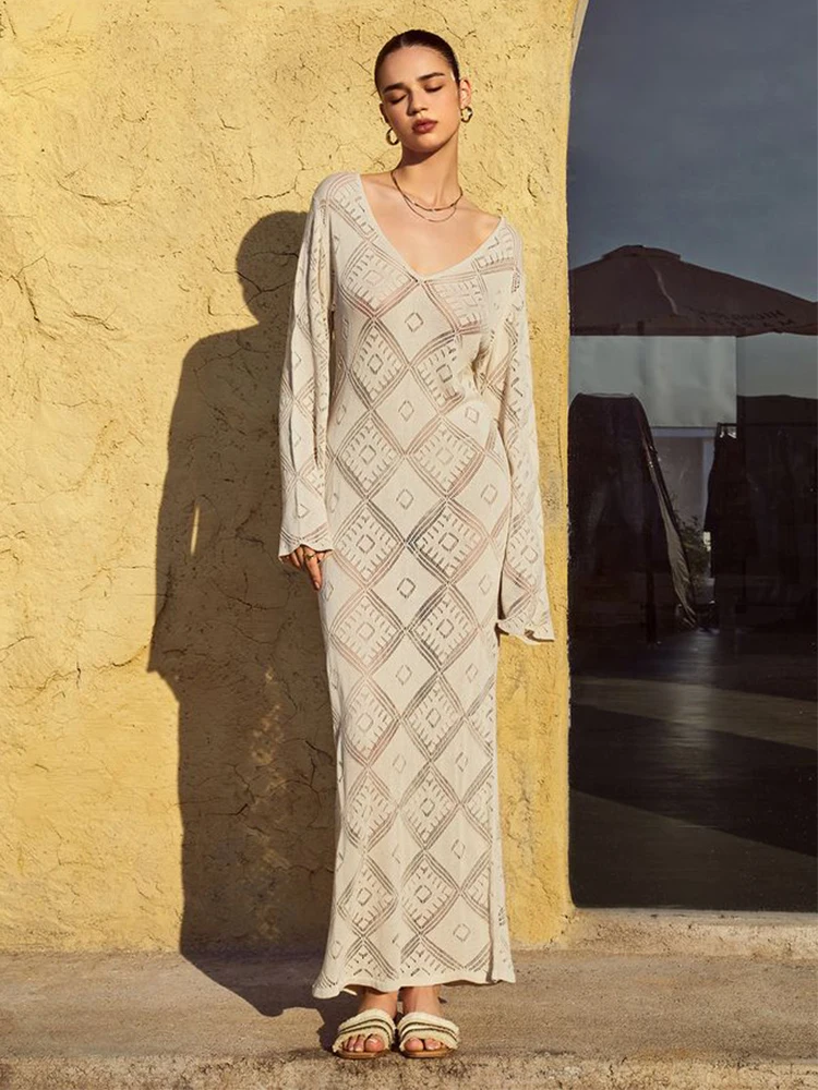 2024 Сексуальное вязаное длинное платье с v-образным вырезом однотонное крючком в