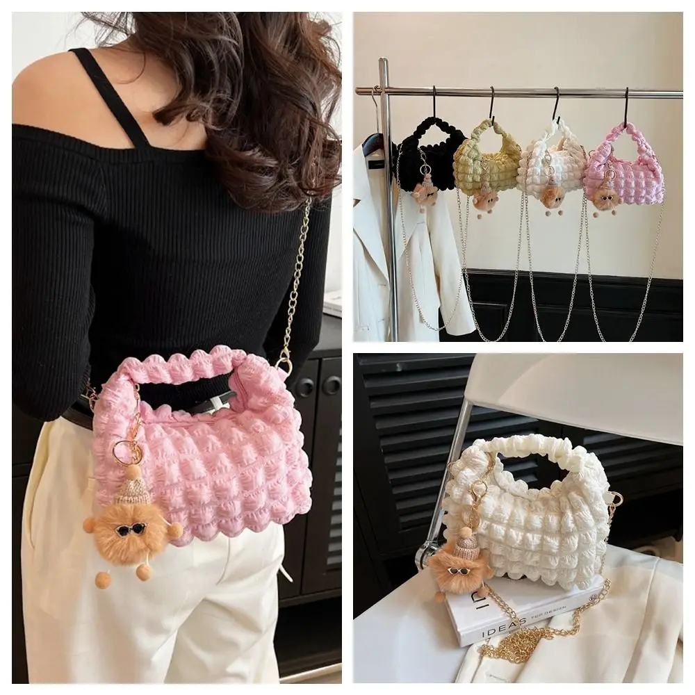 

Plaid Bubble Shoulder Bag Lightweight Korean Style Fold Fold Cloud Underarm Bag Crossbody Bag with Pendant Outdoor