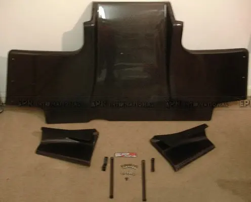 

Car-styling TS Style Carbon Fiber Rear Diffuser With Metal Fitting Accessories Fibre Tuning Splitter For Nissan Skyline R33 GTR