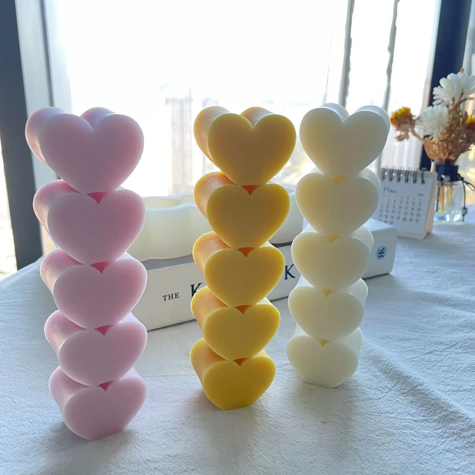 

3D Love Candle Mold Bear Silicone Gypsum Resin Aromatherapy Heart Shape Soap Chocolate Cake Decoration Valentine Wedding Craft