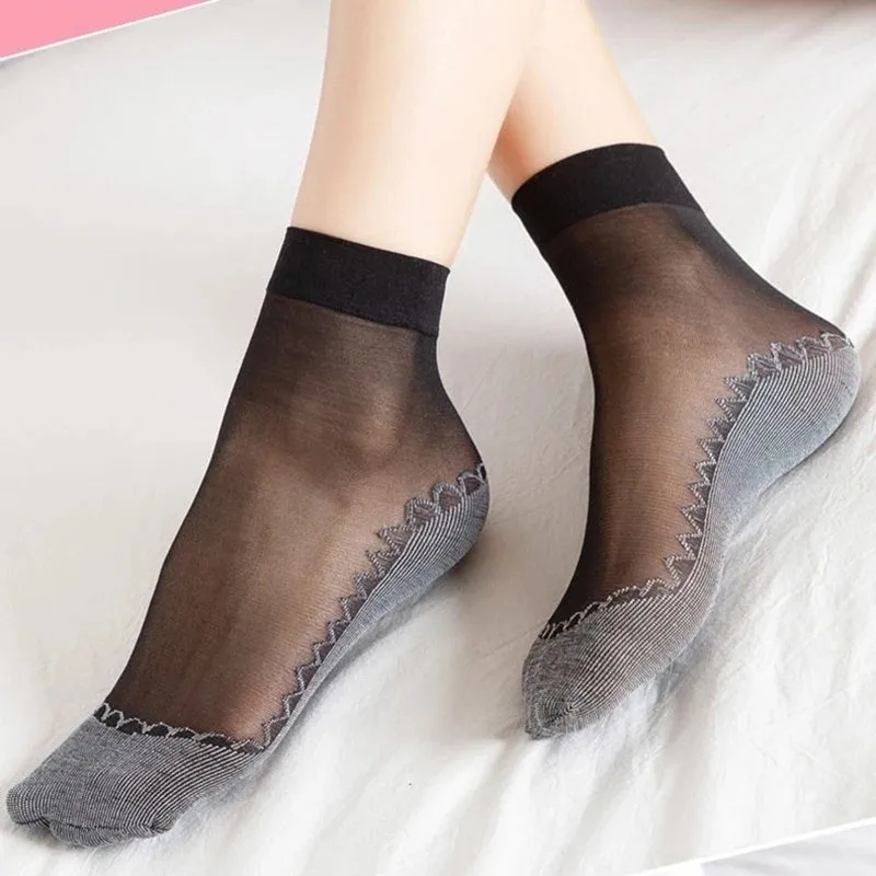 

Spring Summer 1 Pairs Women Soft Socks Thin Silk Socks Non-Slip Bottom Splice Fashion Transparent Ladies Breathable Sock