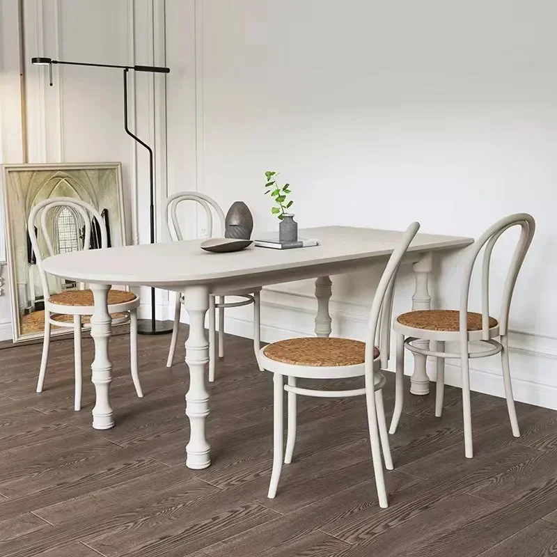 Скандинавский винтажный обеденный стол из цельного дерева кремовый стиль