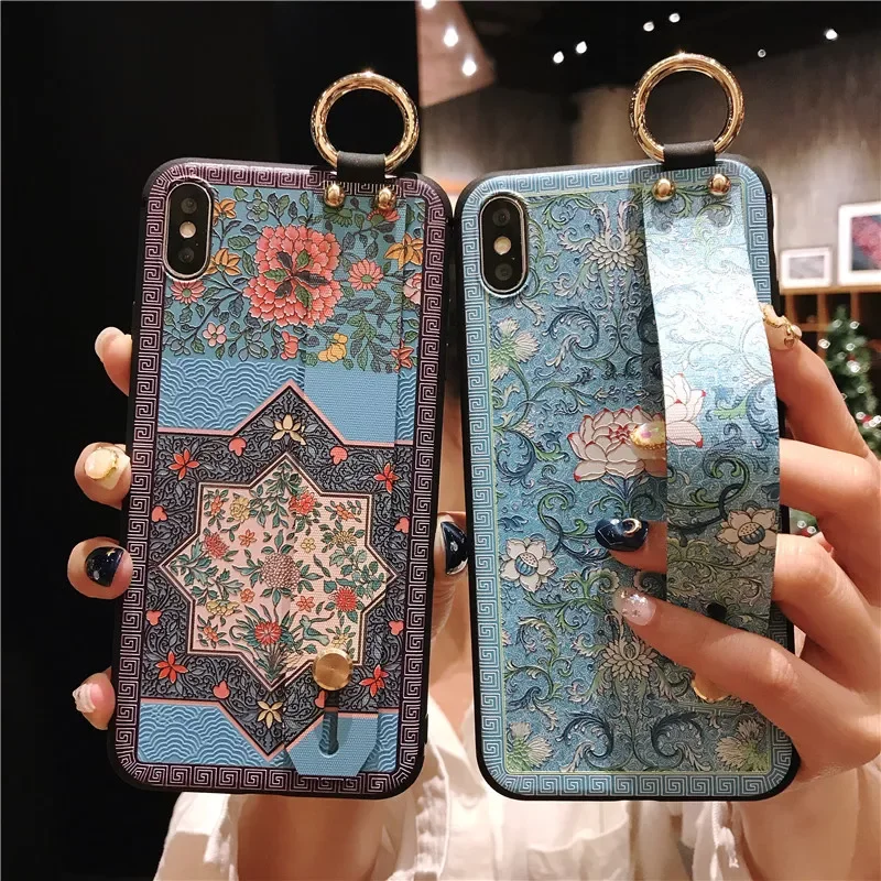 

flowers Wirst Strap Soft TPU Case For iphone 7 8 6S plus Case For iphone 12 Mini 11 13 Pro X XS MAX XR phone Holder Case