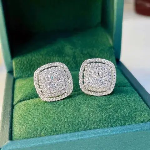 Серебряные серьги-гвоздики NovoPublic