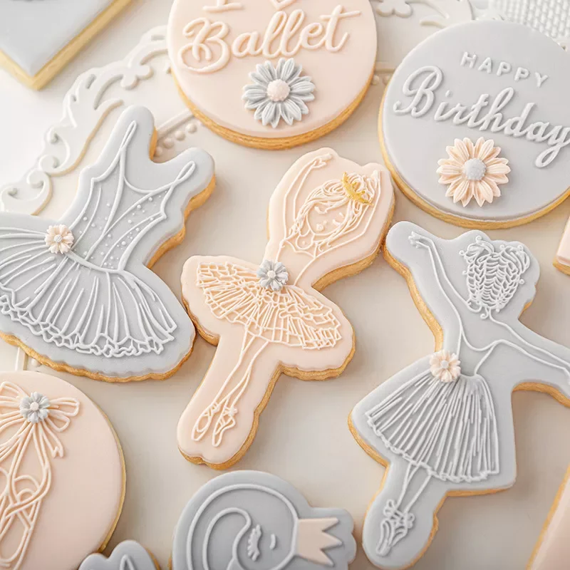 

2022New Girl Biscuit Embossing Mold Cookie Cutter Baking Tools European Swan Dance Shoes Sugar Cake Biscuit Embossing Mold