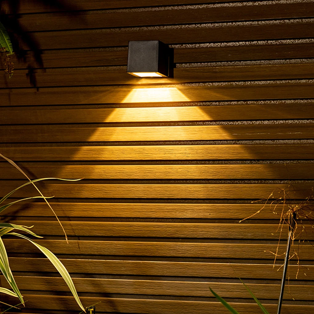 

Modern Quadrate LED Wall Light IP65 Waterproof Dustproof Decoration Lighting Fixture Charge Quickly Indoor Outdoor Wall Lamp