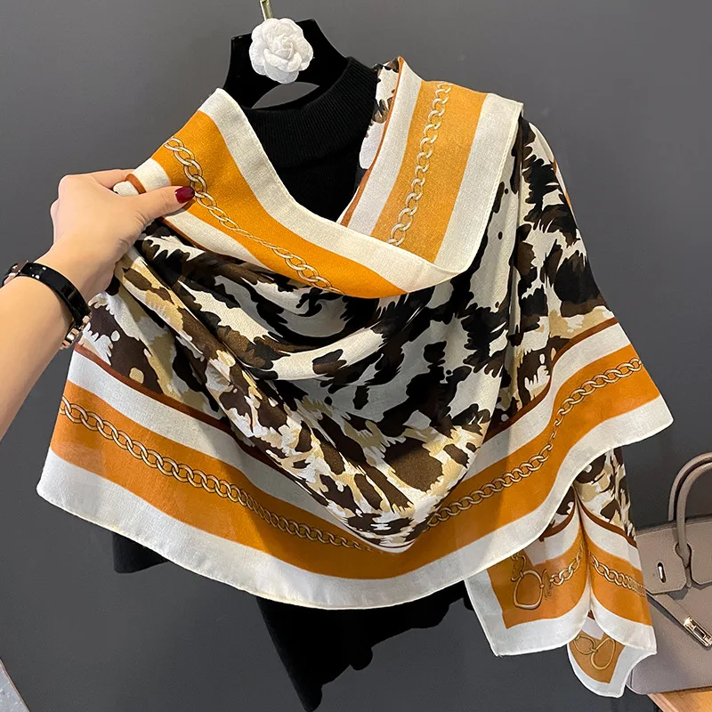 

Fashion Leopard Cotton Scarf Women Hijab Pashmina Shawls and Wraps Foulard Bufandas Warm Travel Stoles 2022 New