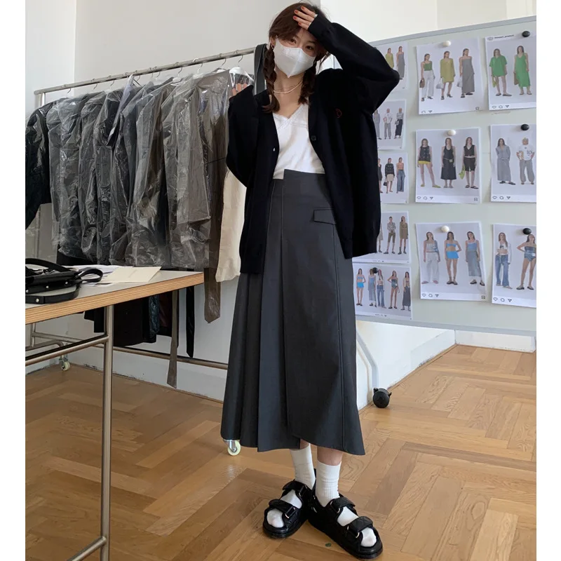 

2022 Asymmetrical Pleated Skirt Women Spring Korean Stitching High-Waisted MidLength Aline Skirt 5404