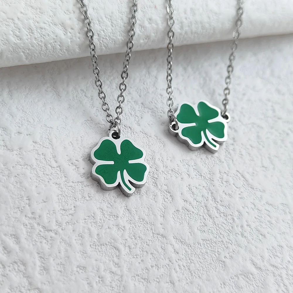 

Anime Tokyo Avengers Four Leaf Clover Necklace Hinata Tachibana Fashion Pendant Chain Necklaces Women Girl Choker Jewelry Gift