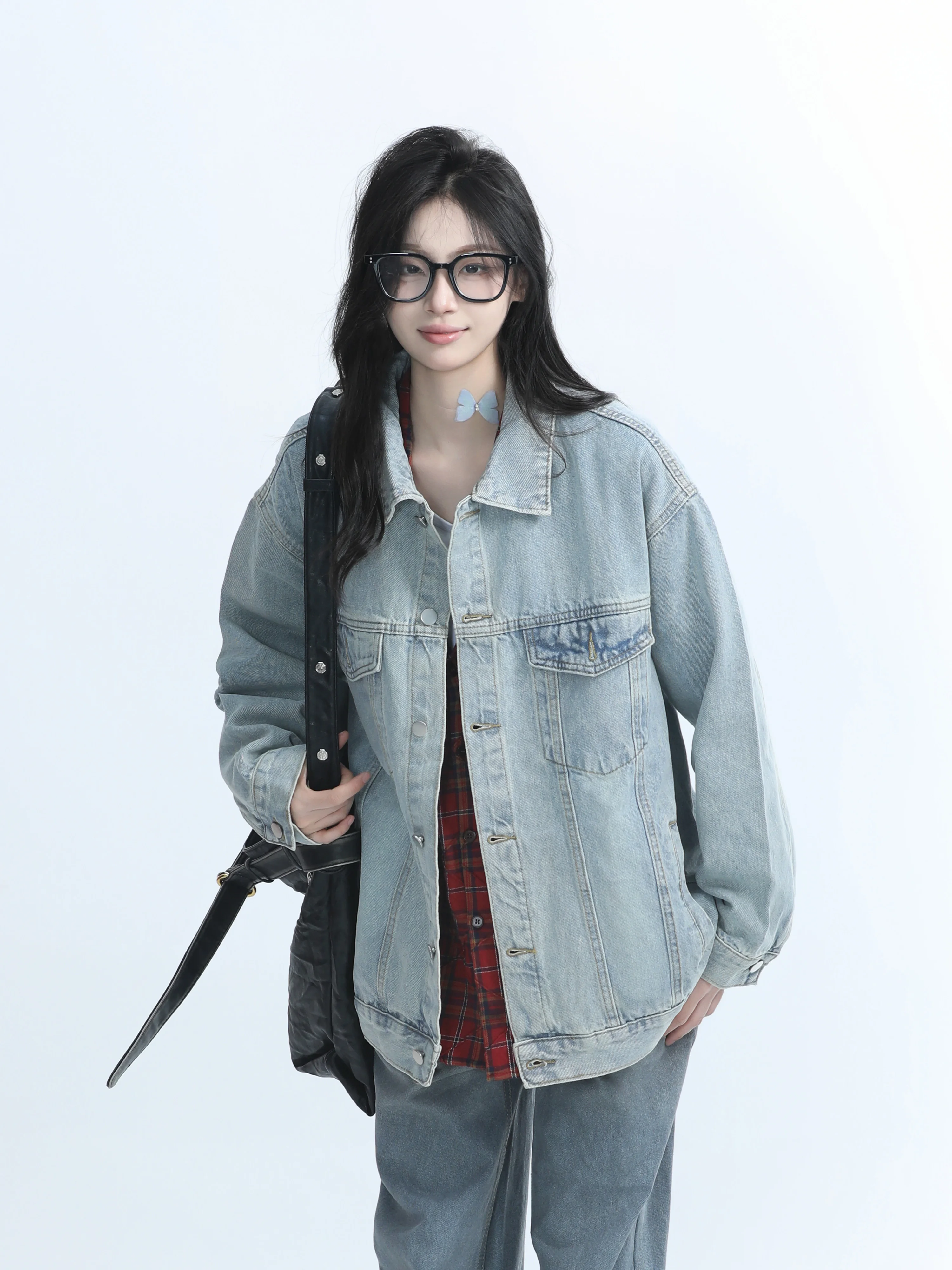 [Sitting in the Mountains] Spring and Autumn Denim jacket Women American vintage Street Design Sense Loose Washed Outerwear Tide