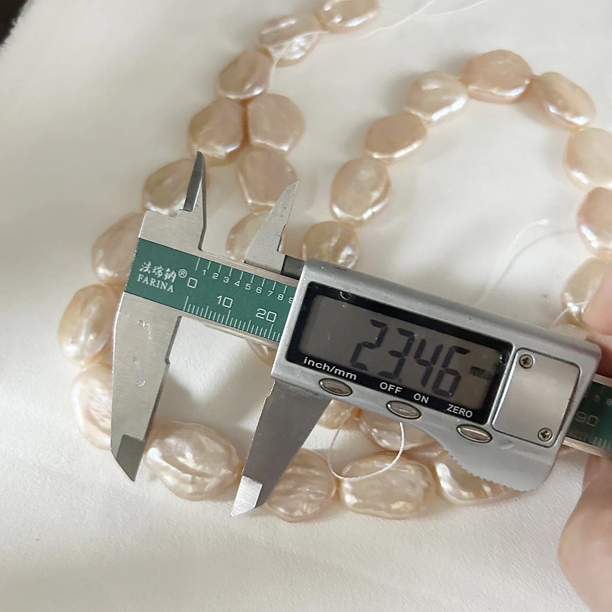 AAA Высокий блеск 16 дюймов 14-28 мм 100% натуральный пресноводный свободный жемчуг с