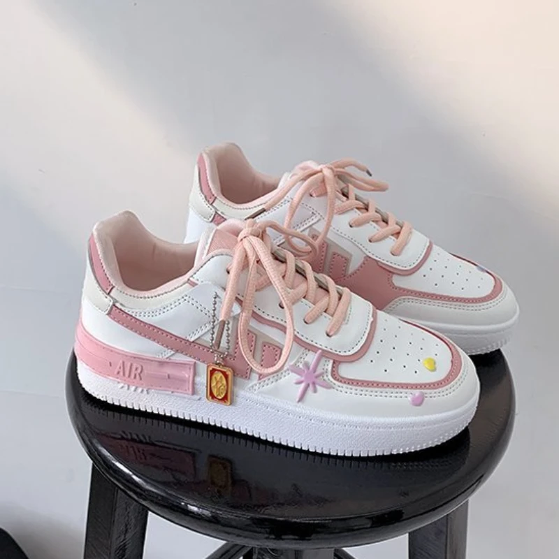 Женские кроссовки белые розовые теннисные милые повседневные туфли для девочек