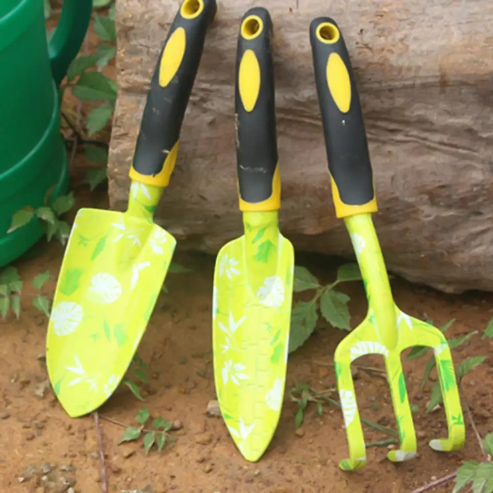 

Useful Convenient Storage Hand Rake Garden Tool Lightweight Scratch Resistant