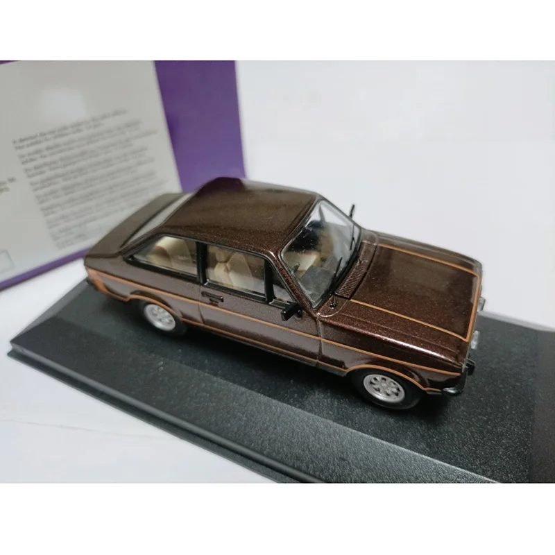 Модель автомобиля из сплава 1:43 для Ford Escort MKII 1979