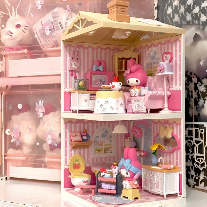 Фото Конструктор Rolife Sanrio Super World: Сборные модели Куроми, Май Мелоди, Синаморолл, Хелло Китти – Настольное украшение, подарок №4