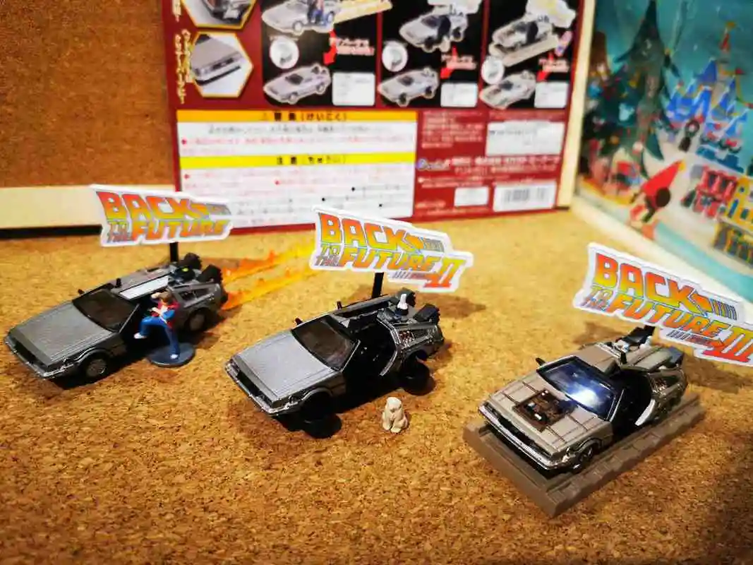 Tomy Назад в будущее из фильма модель автомобиля орнамент капсульные игрушки