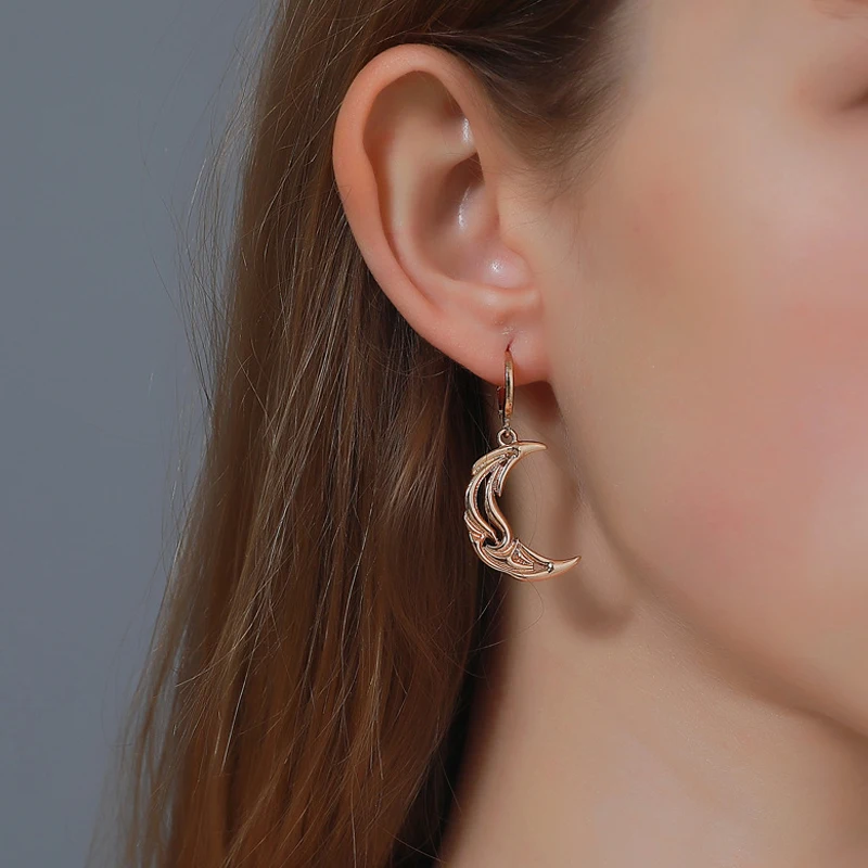 

Charm Moon Women's Stud Fashion Mini Gold Sweet Devil's Eye Stainless Steel Stud Women's Jewelry Accessories